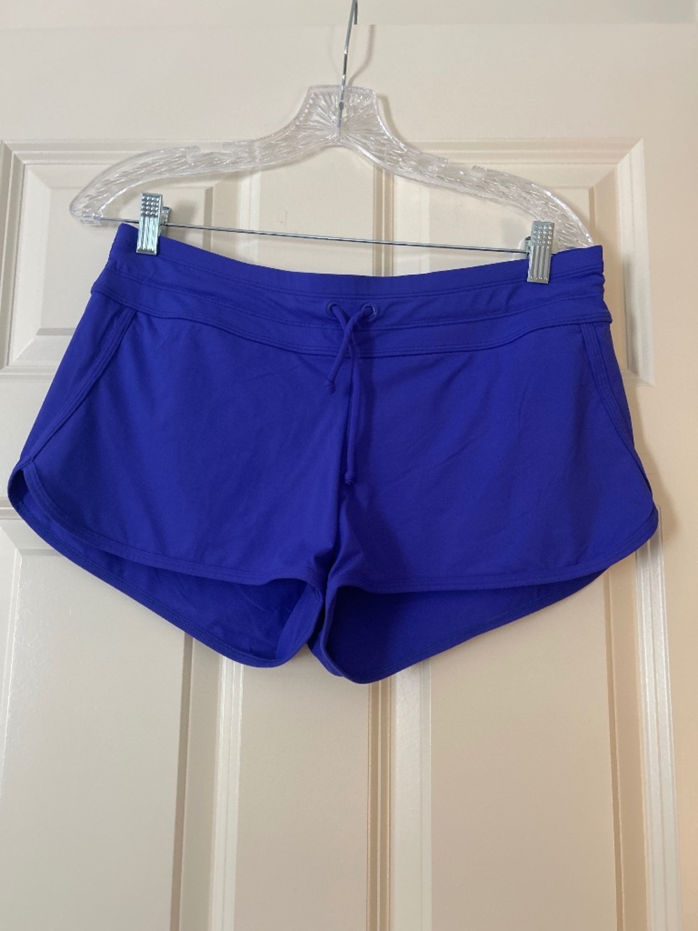 New! Women’s Athleta shorts